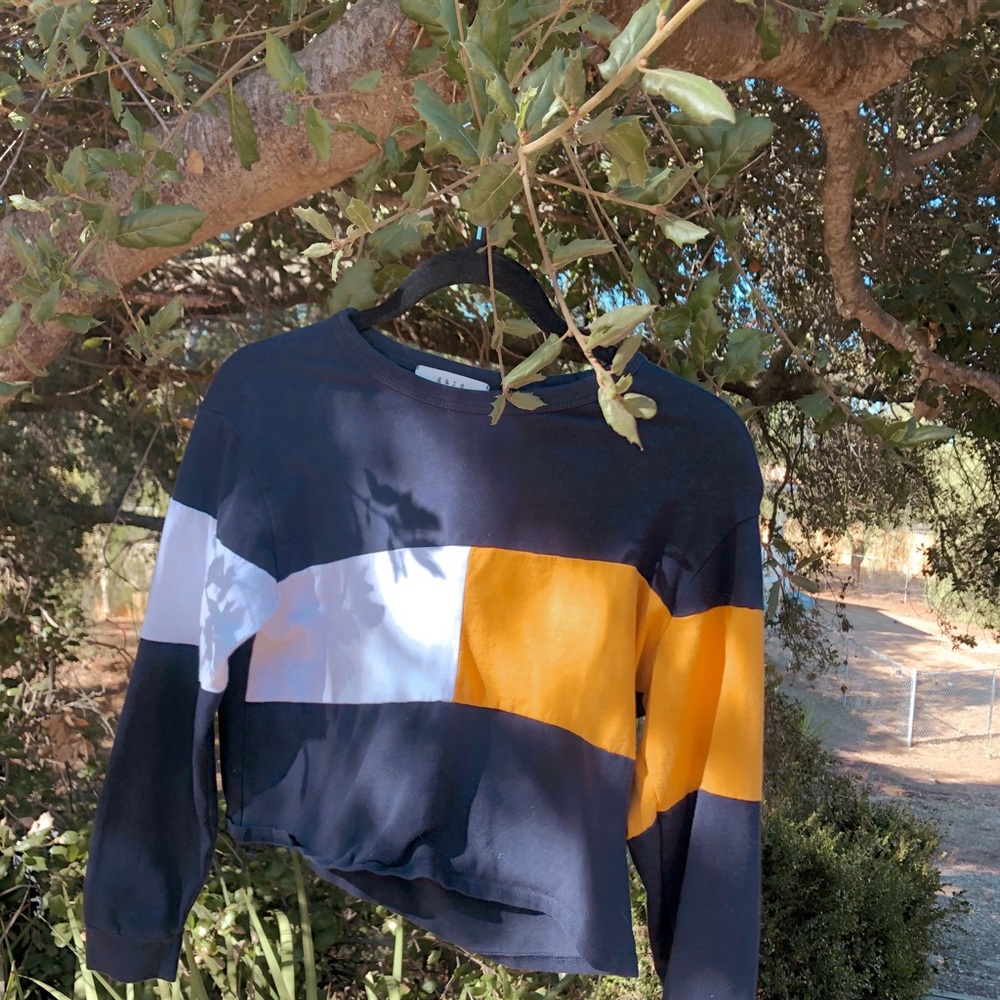 Long sleeve girls top